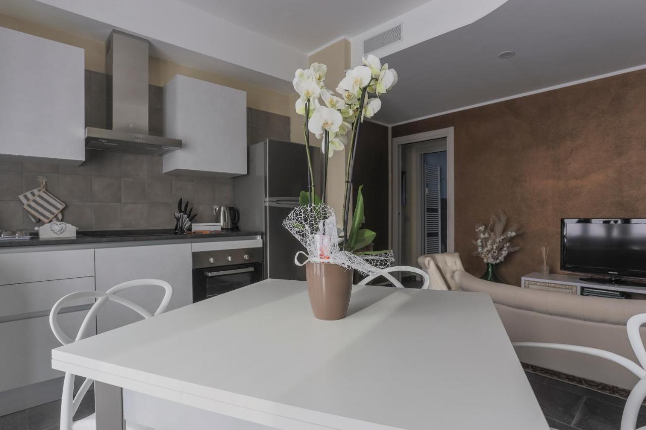 Elga'S Apartment - Your Charming Stay On Lake Orta Pettenasco Exterior foto